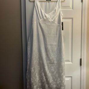 Lulus Maxi Slip Dress White Flowered Side Slit Size Large